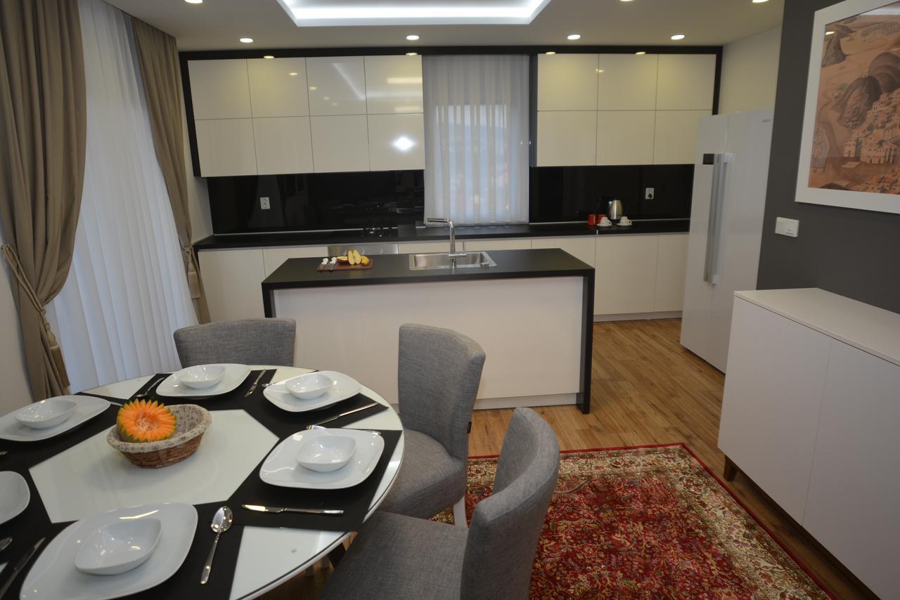 Apart Hotel Family Сараево Экстерьер фото