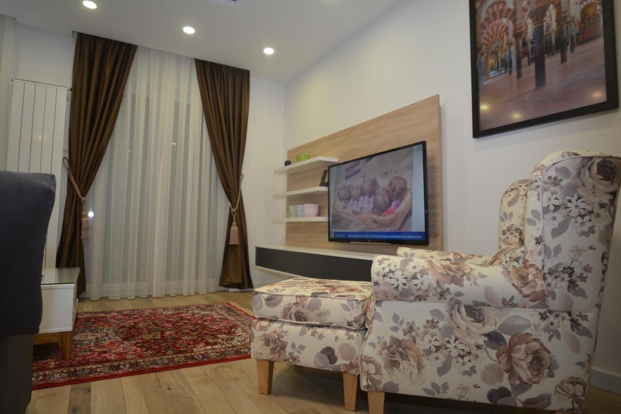 Apart Hotel Family Сараево Экстерьер фото