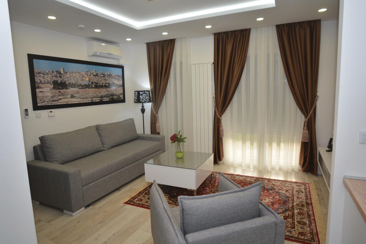 Apart Hotel Family Сараево Экстерьер фото