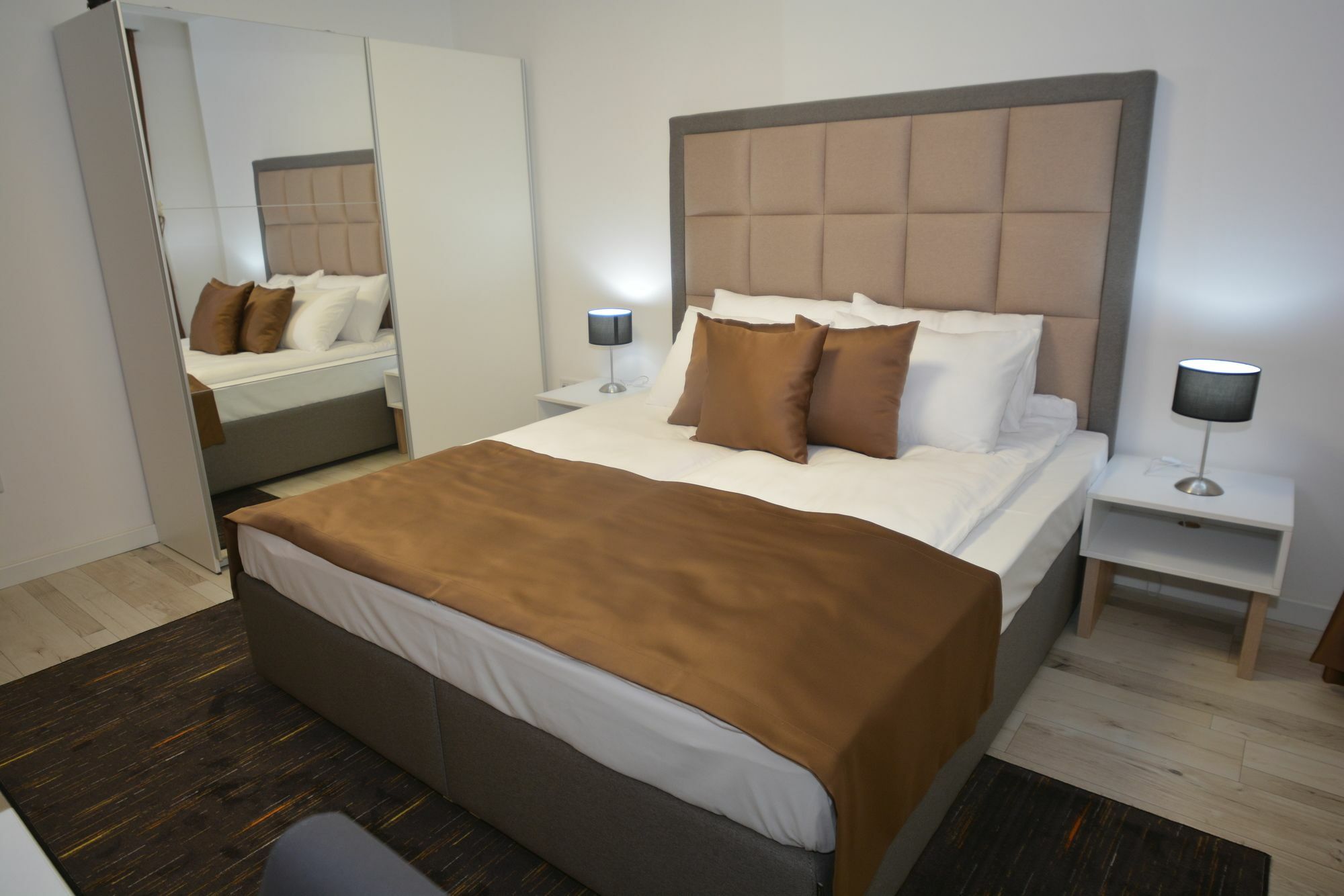 Apart Hotel Family Сараево Экстерьер фото